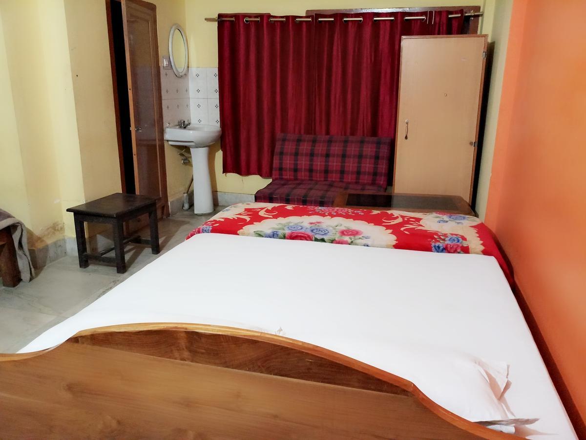 Dispur Lodge Guwahati Buitenkant foto